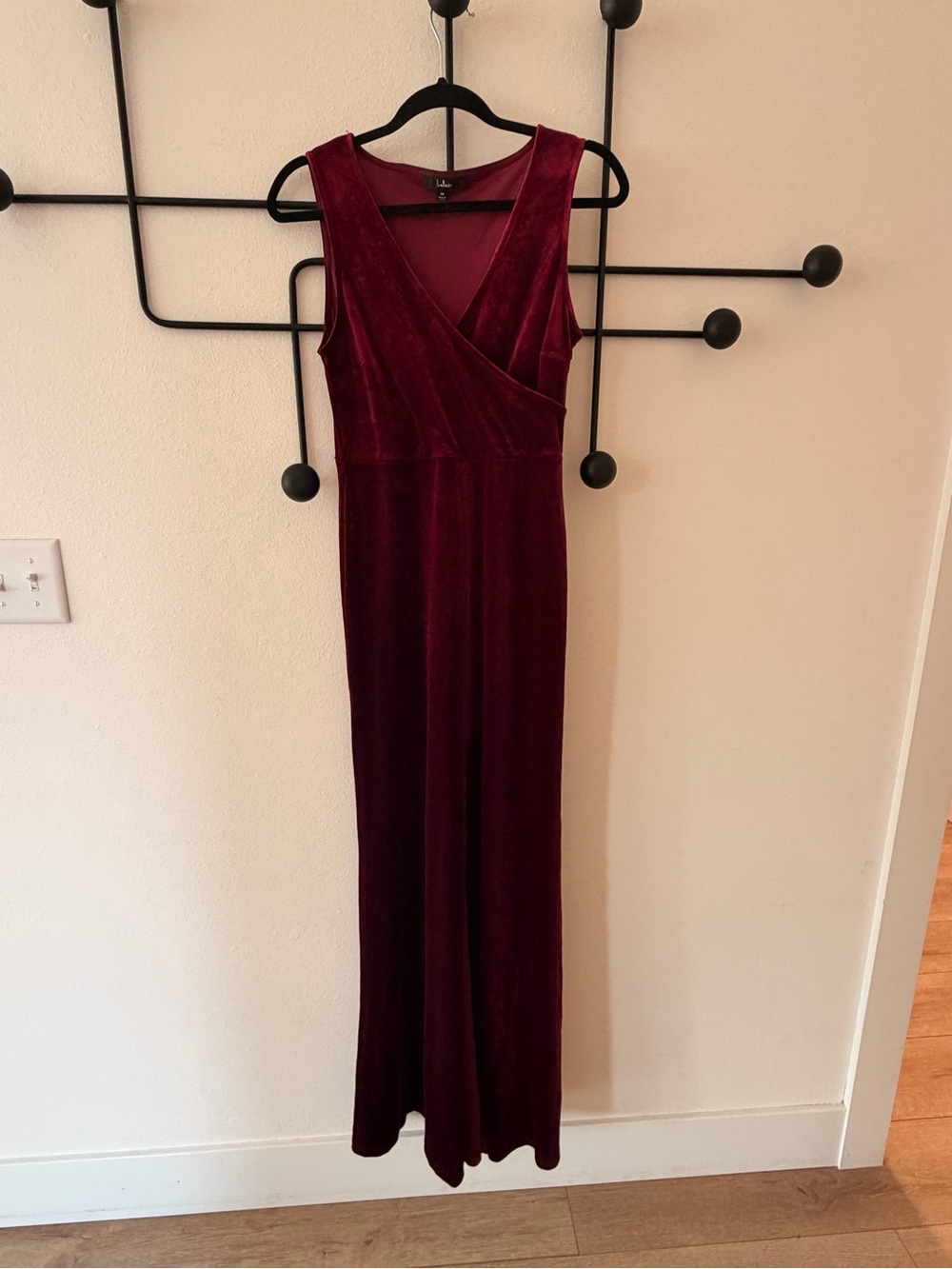 Lulus Burgundy Velvet Deep V-Neck Wrap Dress Size Medium